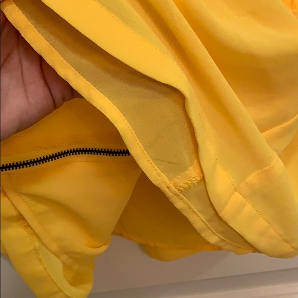 Yellow top - Picture 7 of 7